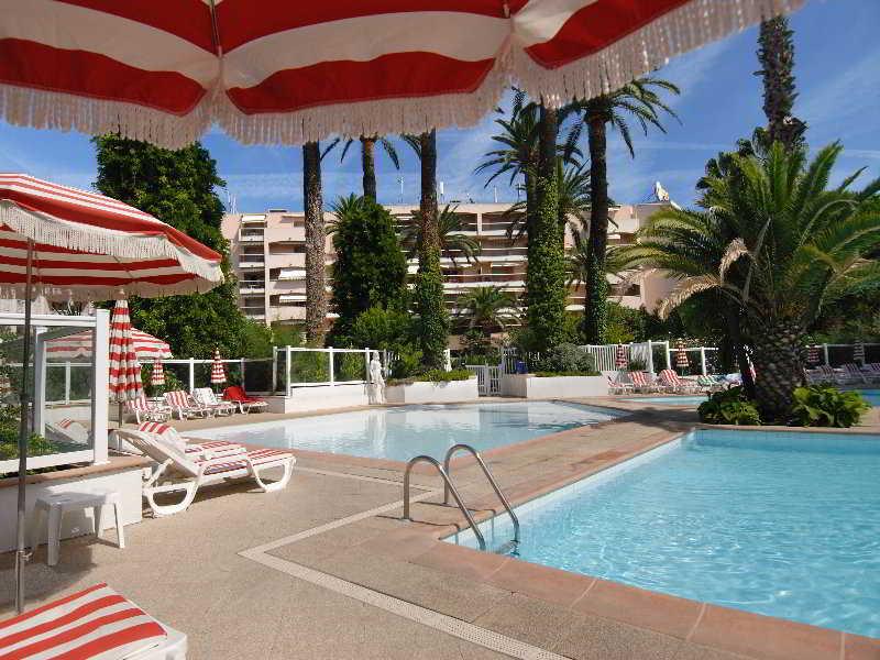 Residence Odalys Open Golfe Juan Dış mekan fotoğraf