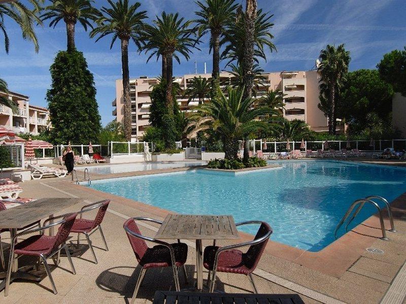 Residence Odalys Open Golfe Juan Dış mekan fotoğraf
