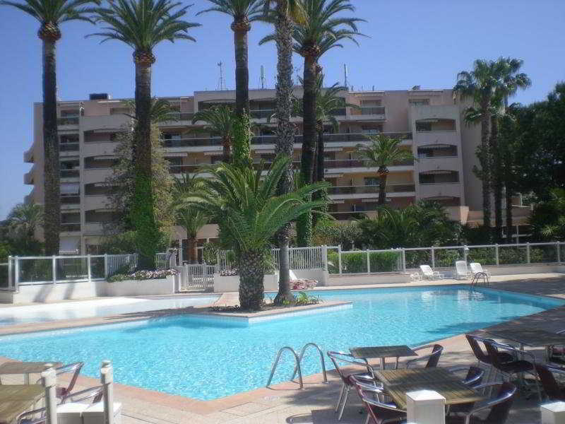 Residence Odalys Open Golfe Juan Dış mekan fotoğraf