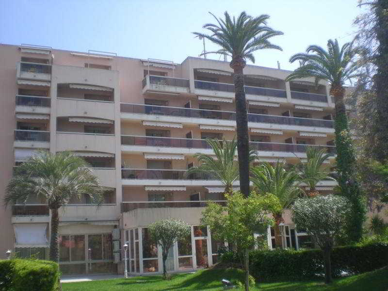 Residence Odalys Open Golfe Juan Dış mekan fotoğraf