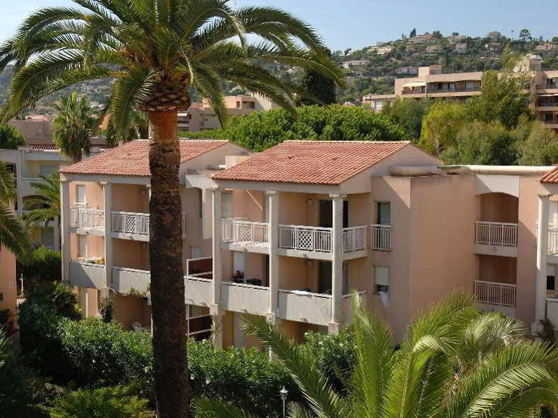 Residence Odalys Open Golfe Juan Dış mekan fotoğraf