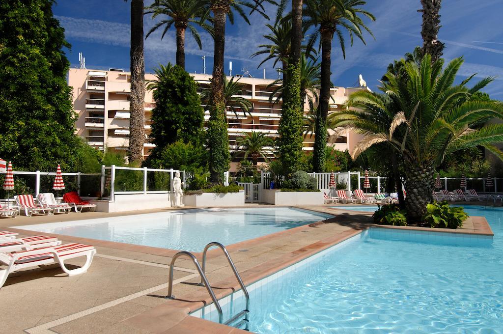 Residence Odalys Open Golfe Juan Dış mekan fotoğraf